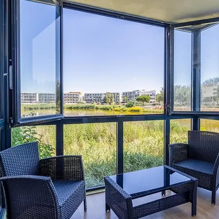 Apartment Between And Ocean - With Pool, Terrace, Wifi